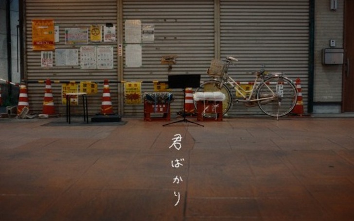 背景